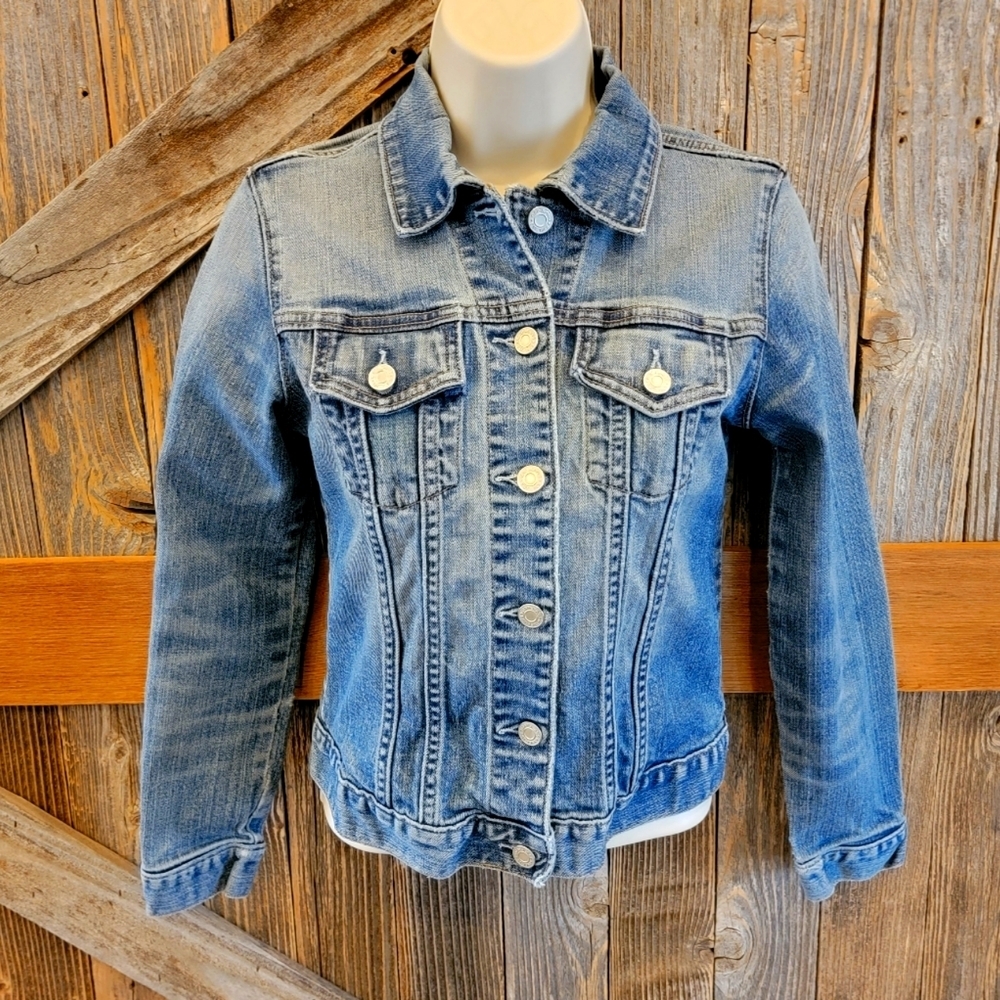 GAP XS Blue Denim Jean Jacket Stretch Medium Wash Button Front distressed
